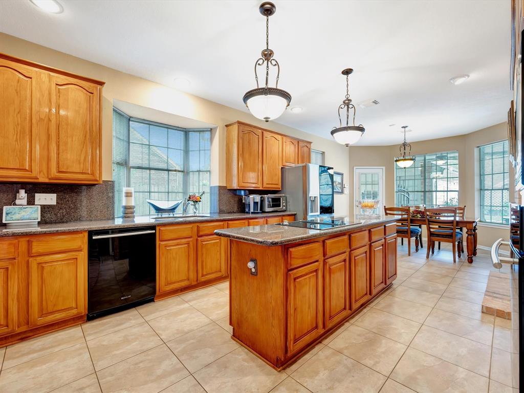 4011 Hallmark Fair Court, Pasadena, Texas image 12