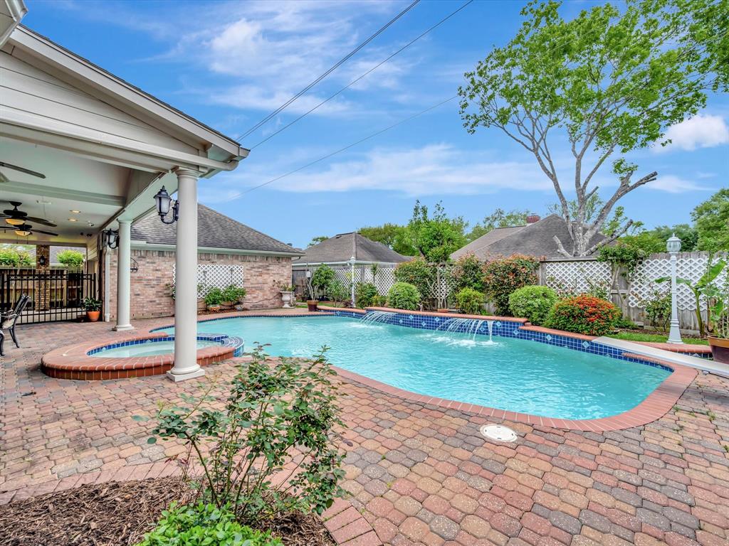 4011 Hallmark Fair Court, Pasadena, Texas image 38