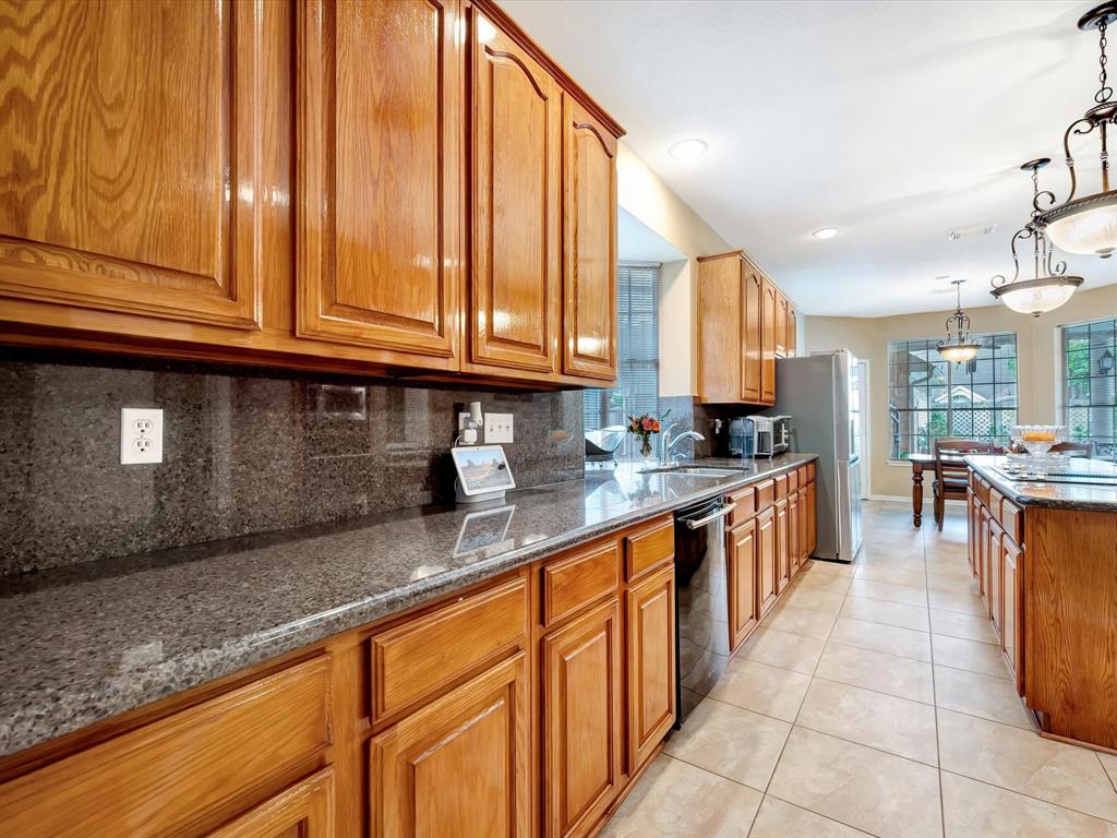 4011 Hallmark Fair Court, Pasadena, Texas image 13