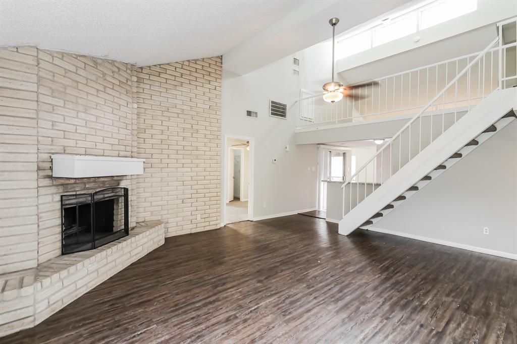 526 Reecewood Lane, Missouri City, Texas image 3