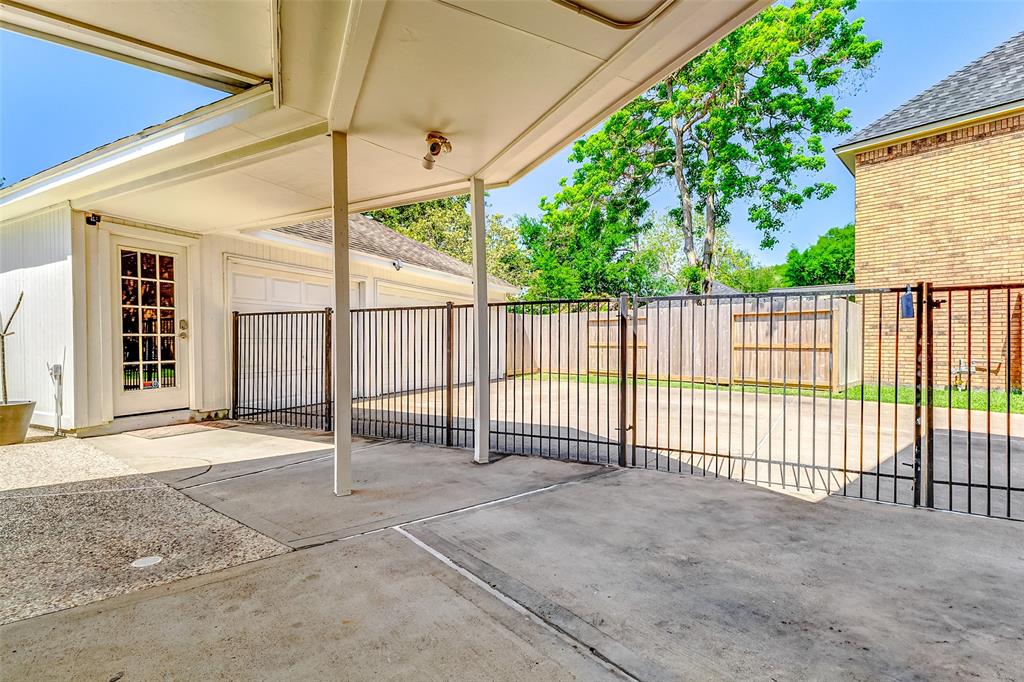 1814 Breezy Bend Drive, Katy, Texas image 44