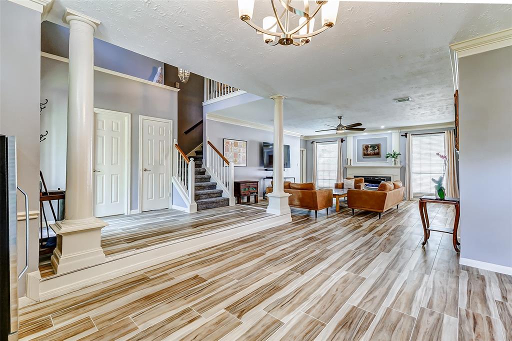 1814 Breezy Bend Drive, Katy, Texas image 12
