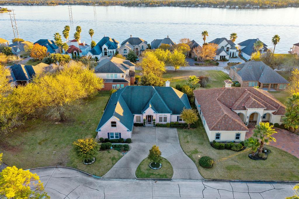 26 Englewood Court