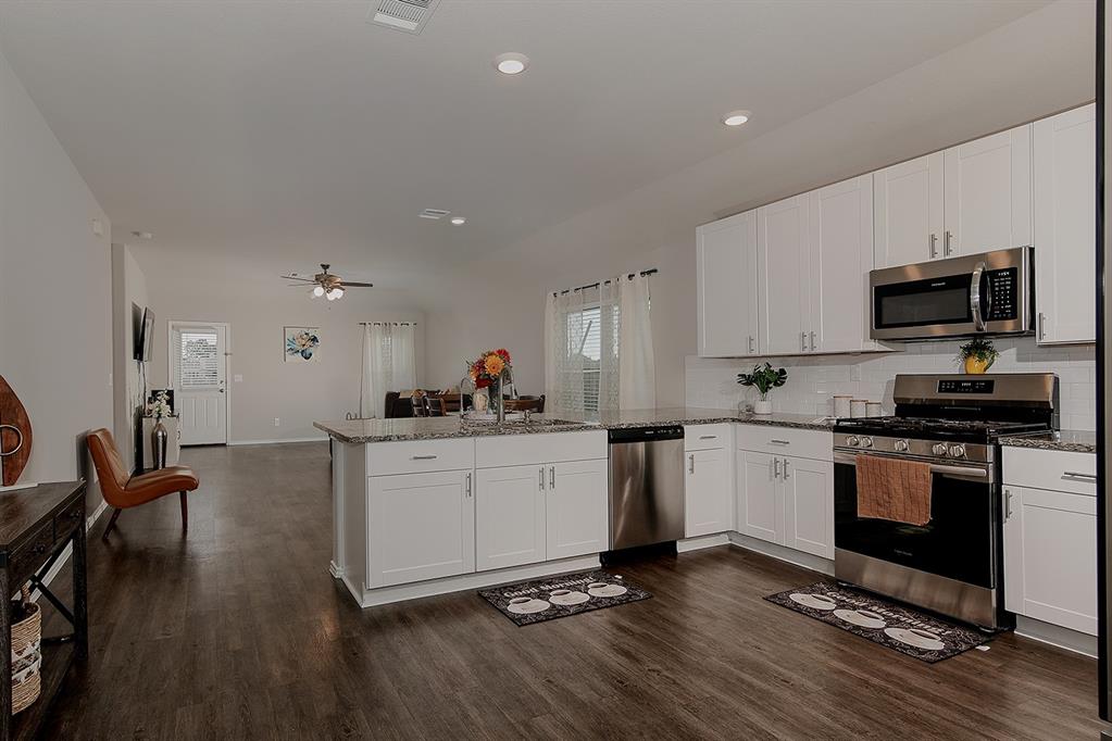 property-search 4 309 Cumberland Forest Drive