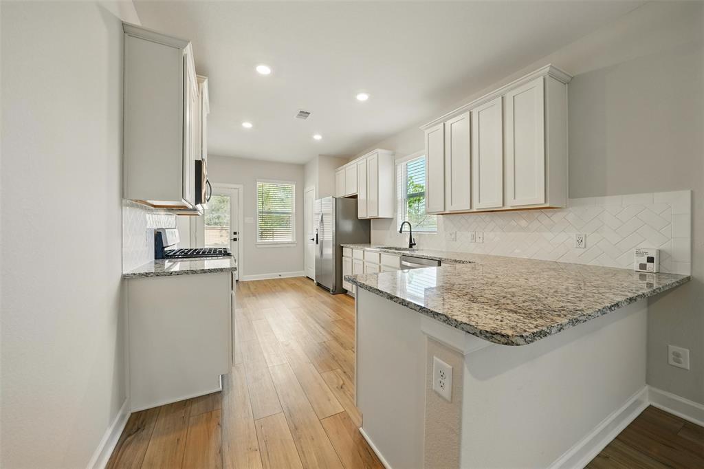 820 Dawn Redwood Court, Conroe, Texas image 13