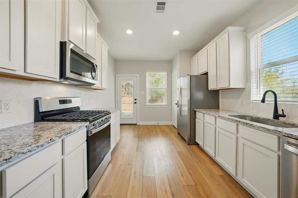 820 Dawn Redwood Court, Conroe, Texas image 14