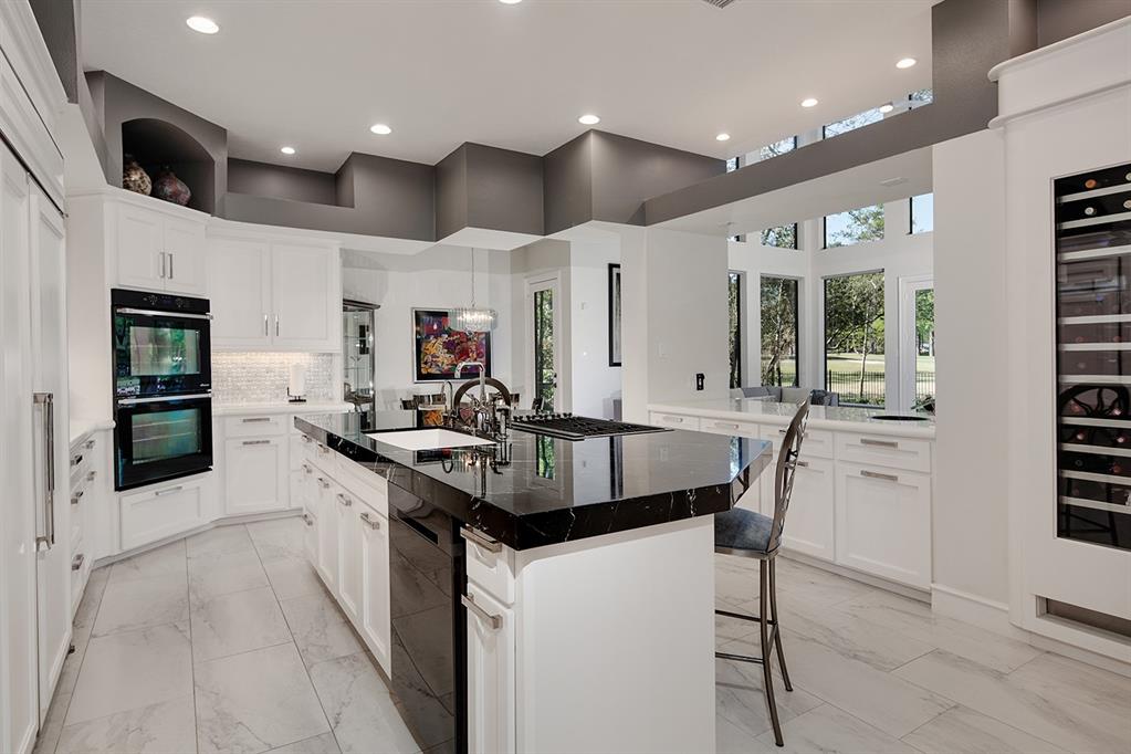 31 Chestnut Hill Court, The Woodlands, Texas image 13
