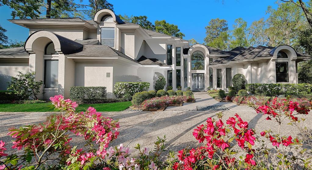 31 Chestnut Hill Court, The Woodlands, Texas image 1