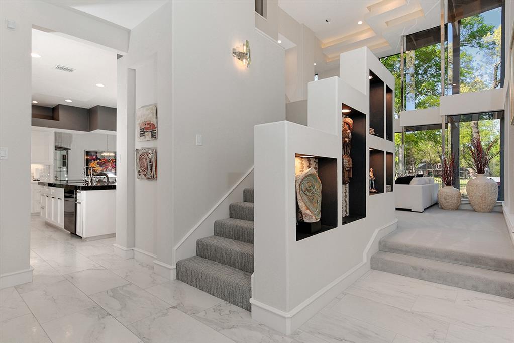 31 Chestnut Hill Court, The Woodlands, Texas image 5