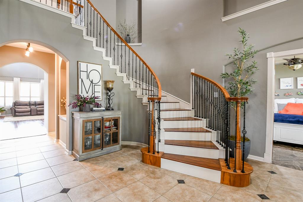 8423 Glenn Leigh Drive