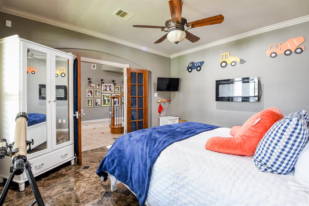 8423 Glenn Leigh Drive
