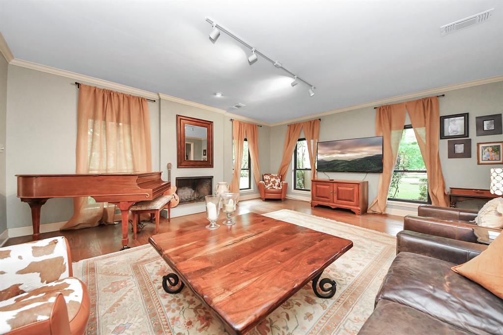 5407 Holly Valley Lane, Richmond, Texas image 11