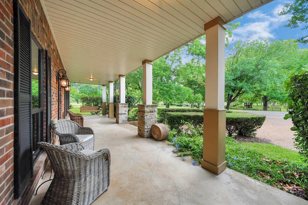 5407 Holly Valley Lane, Richmond, Texas image 3