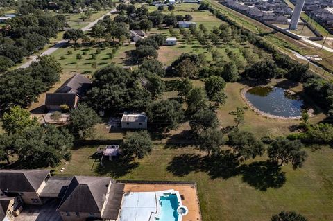 10403 W Hidden Lake Lane Richmond TX 77406