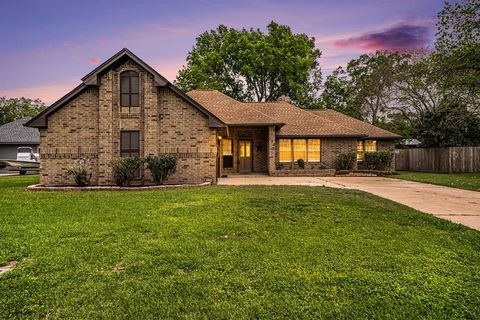 A home in Lake Jackson