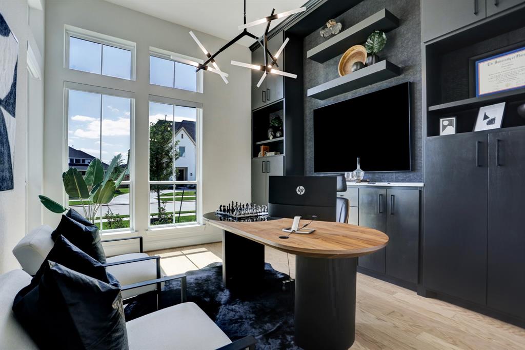 2502 Fountain Cove Lane