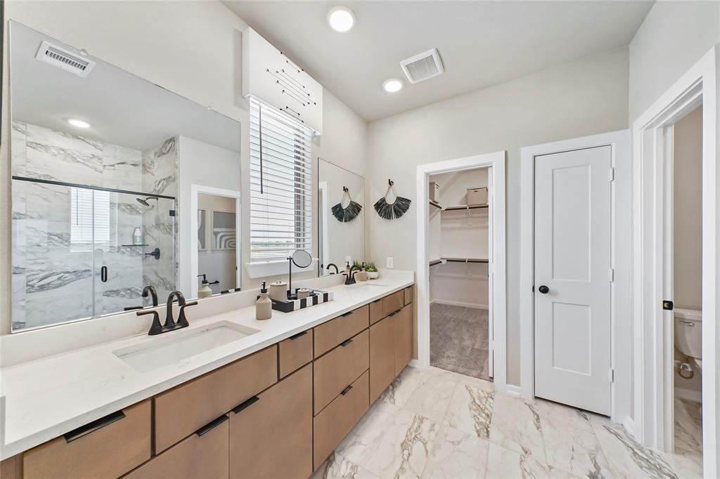 10014 Rosette Drive, Iowa Colony, Texas image 12