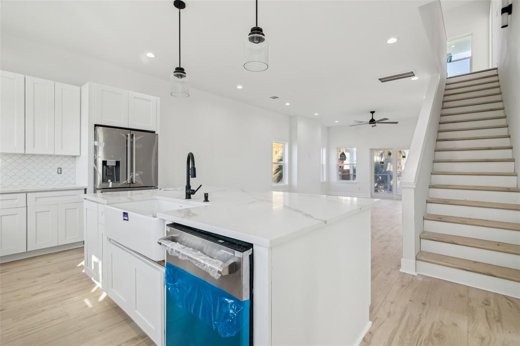 11207 Schwartz Drive, Galveston, Texas image 10