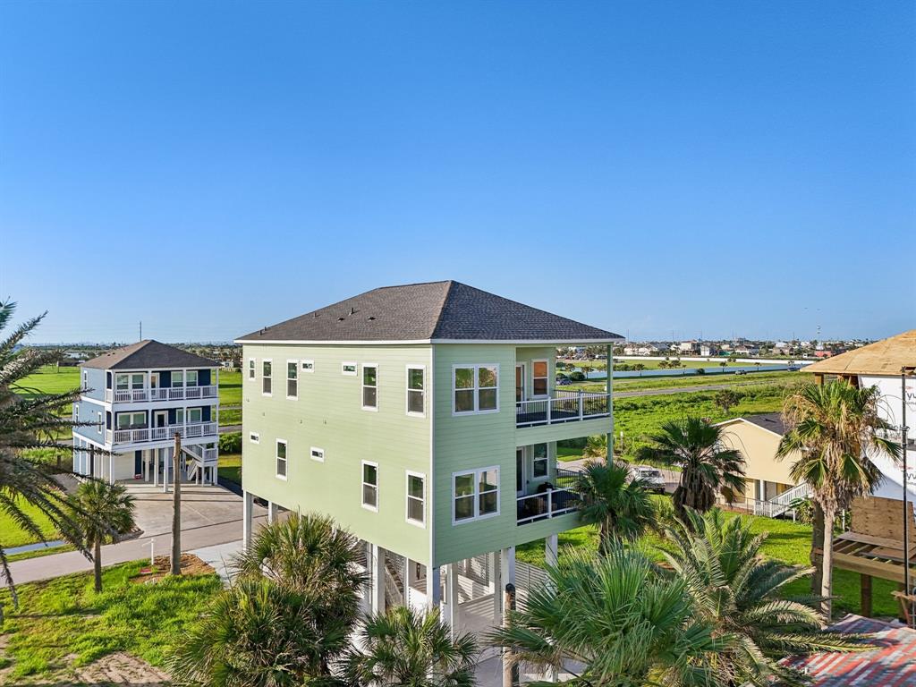 11207 Schwartz Drive, Galveston, Texas image 7