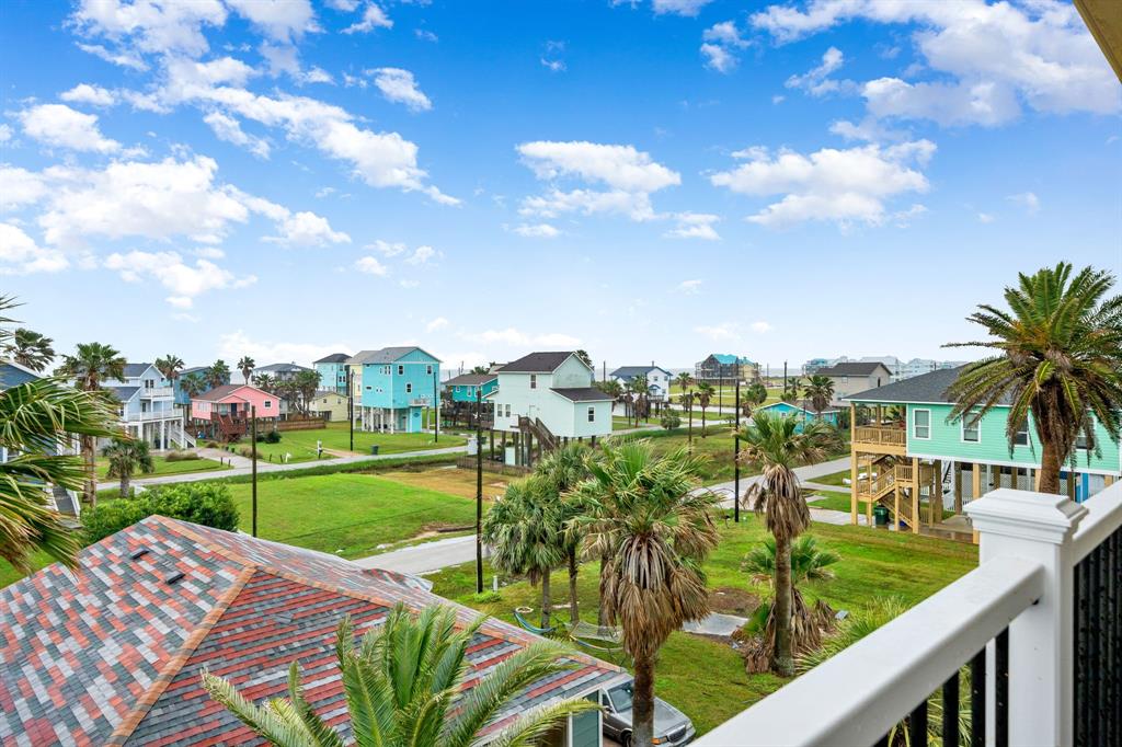 11207 Schwartz Drive, Galveston, Texas image 15