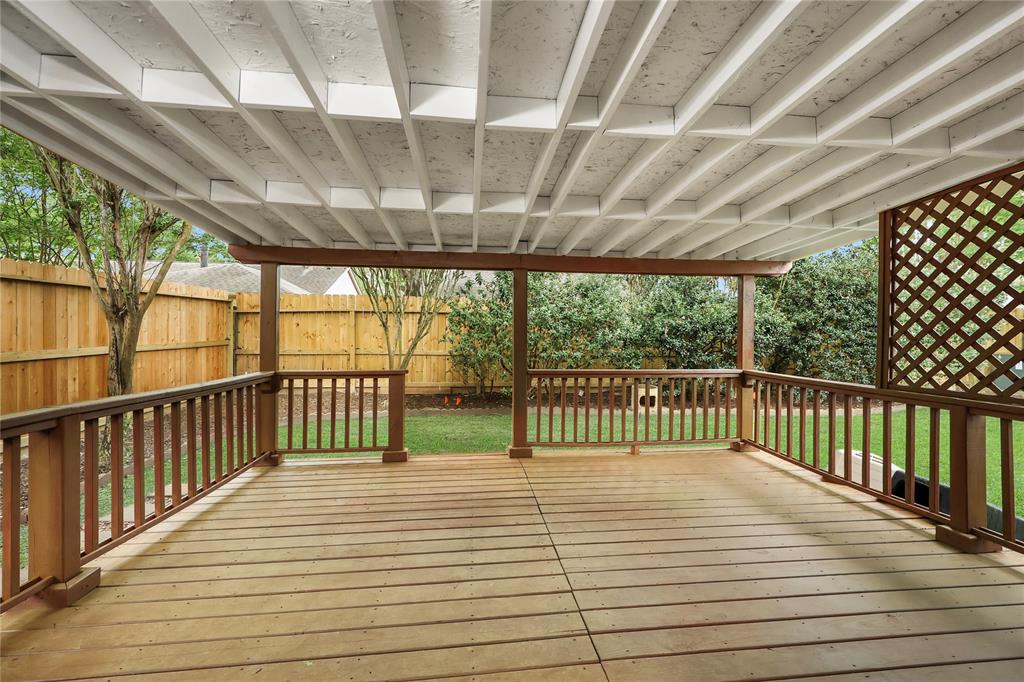 5535 Rivertree Lane, Spring, Texas image 23
