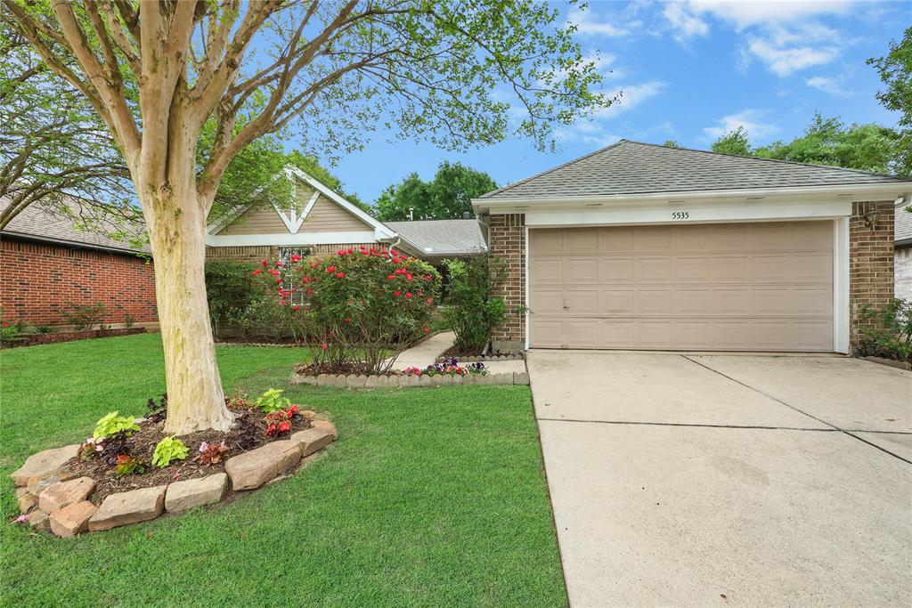 5535 Rivertree Lane, Spring, Texas image 2