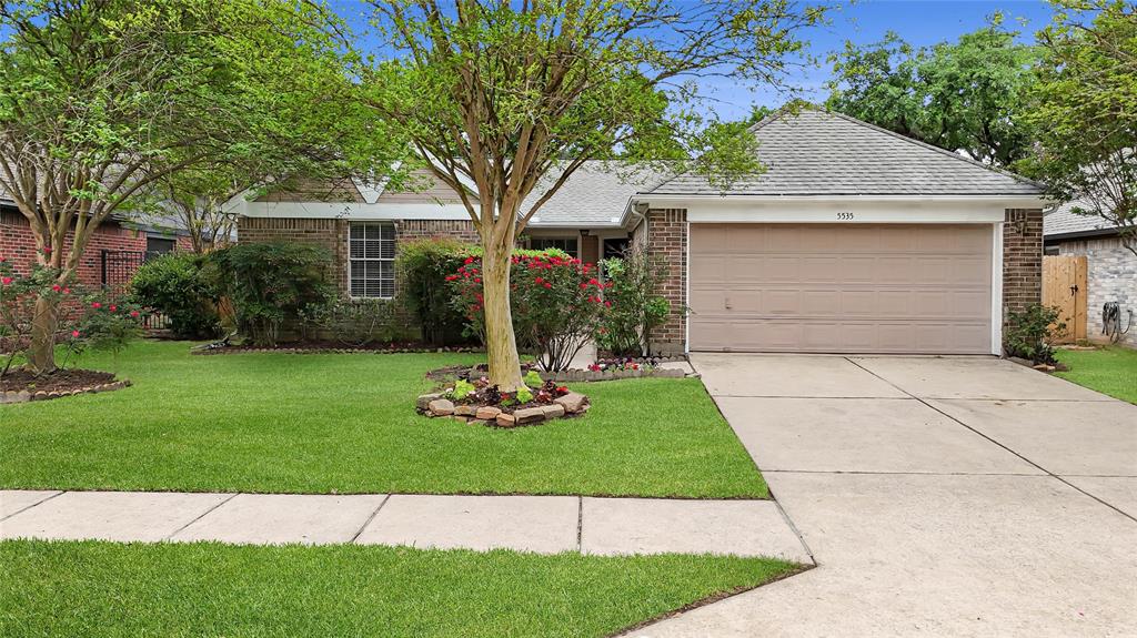 5535 Rivertree Lane, Spring, Texas image 30