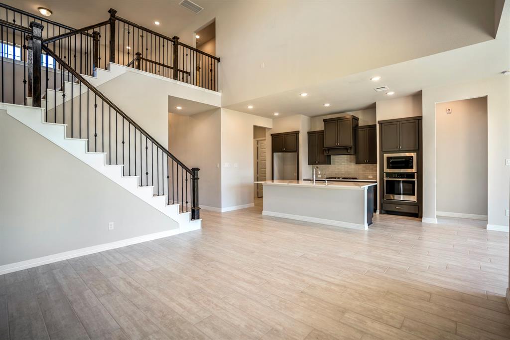 Photo 11 of 50 of 405 Coppice Creek Lane house