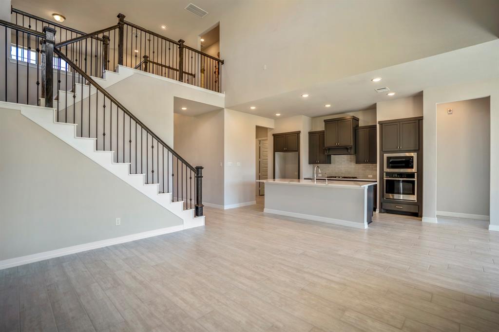 Photo 9 of 50 of 405 Coppice Creek Lane house