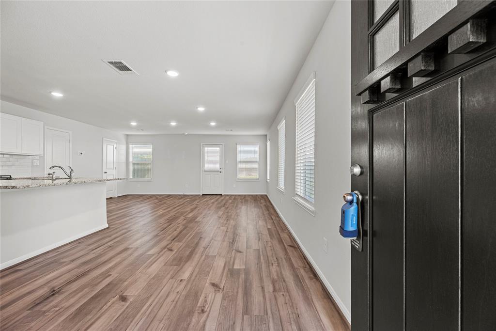 5263 Shallowhurst Lane