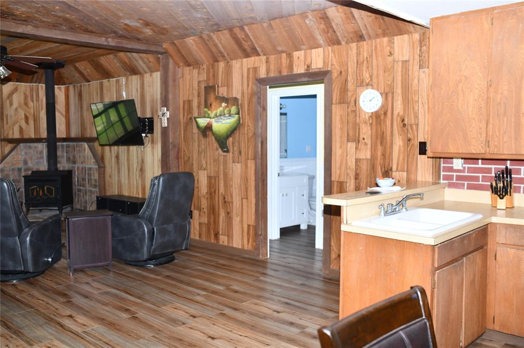 112 Lcr 902, Jewett, Texas image 10