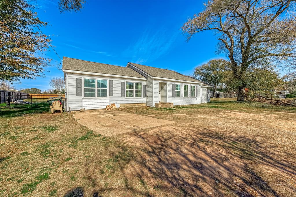 226 Highway 90 St, Sealy, Texas image 5