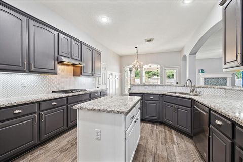 Single Family Residence in Cypress TX 12718 Auburn Springs Lane 14.jpg