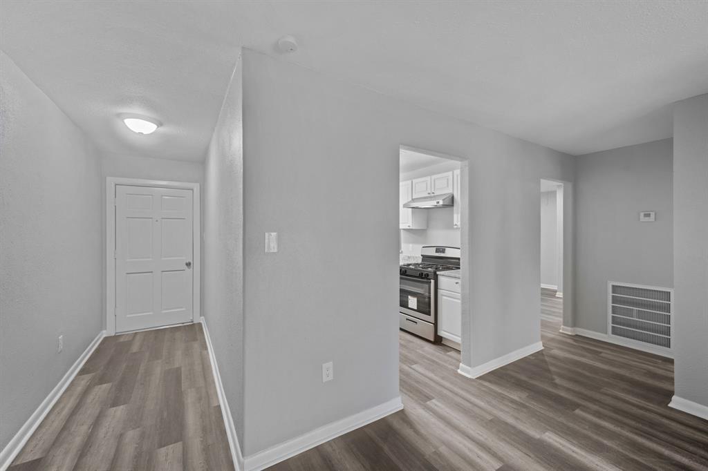 Photo 6 of 26 of 1227 Fair Drive house