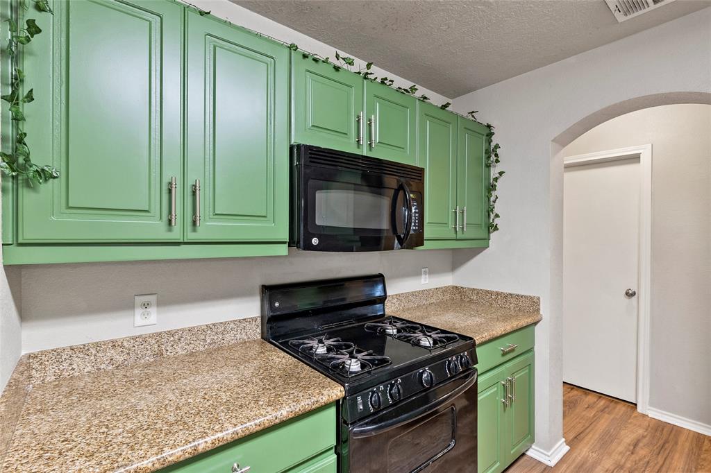 1160 Cottage Grove Circle, Bryan, Texas image 10