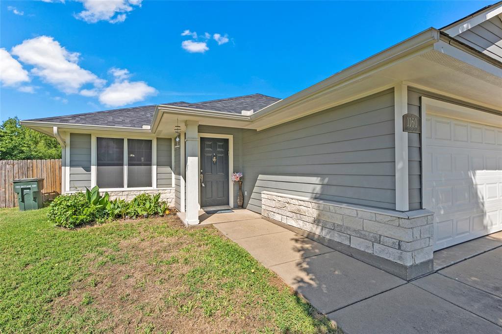 1160 Cottage Grove Circle, Bryan, Texas image 2