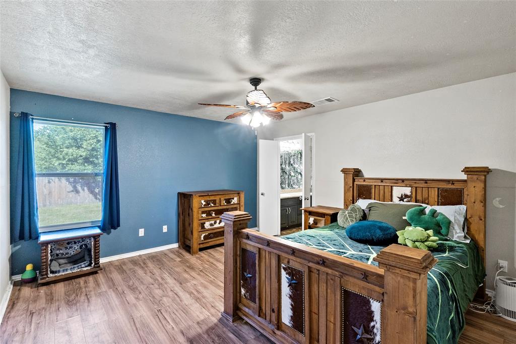 1160 Cottage Grove Circle, Bryan, Texas image 17