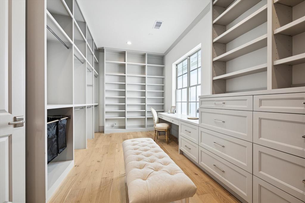 207 Sutton Row Place, Houston, Texas image 17