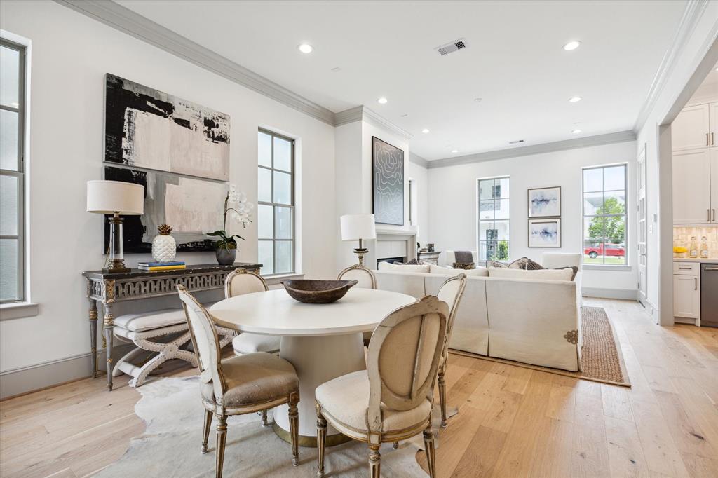 207 Sutton Row Place, Houston, Texas image 10