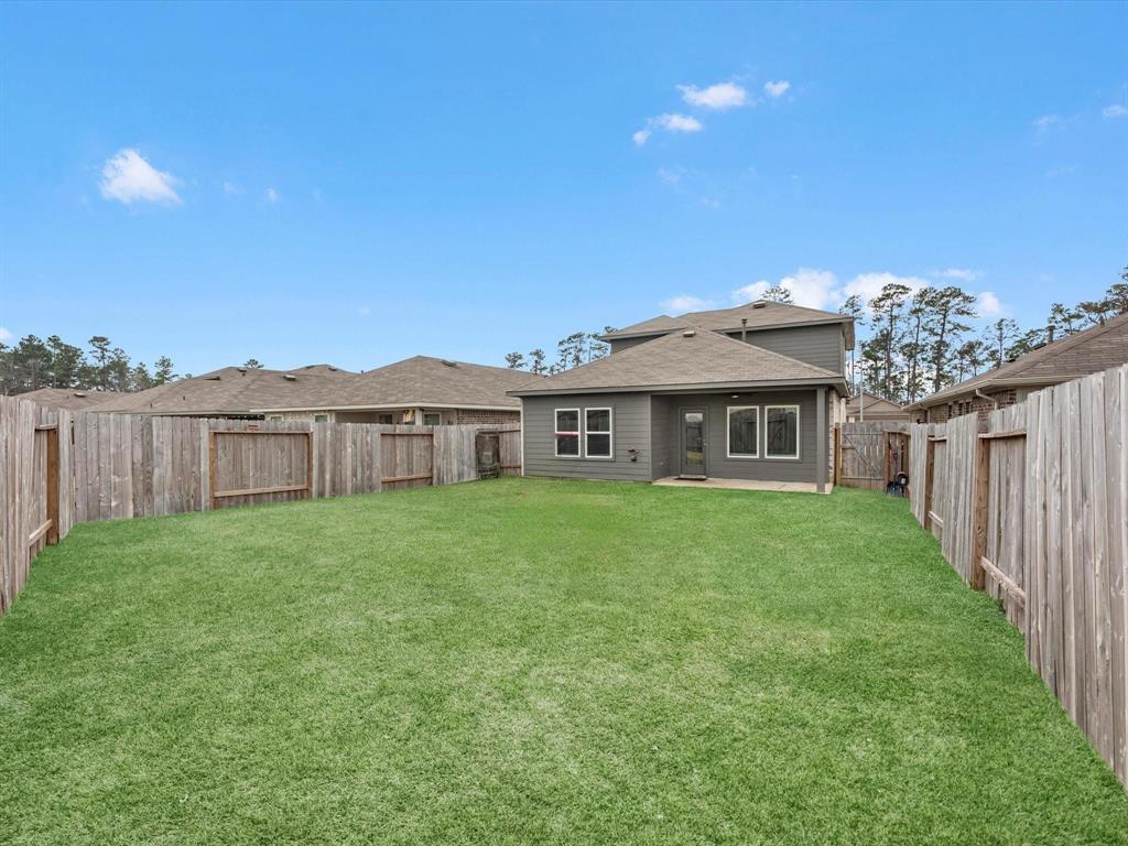 24026 Kentwood Springs Drive, Spring, Texas image 15