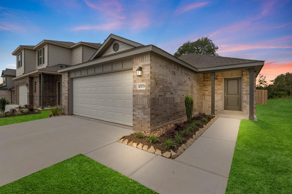 13571 Bay Springs Drive, Conroe, Texas image 1