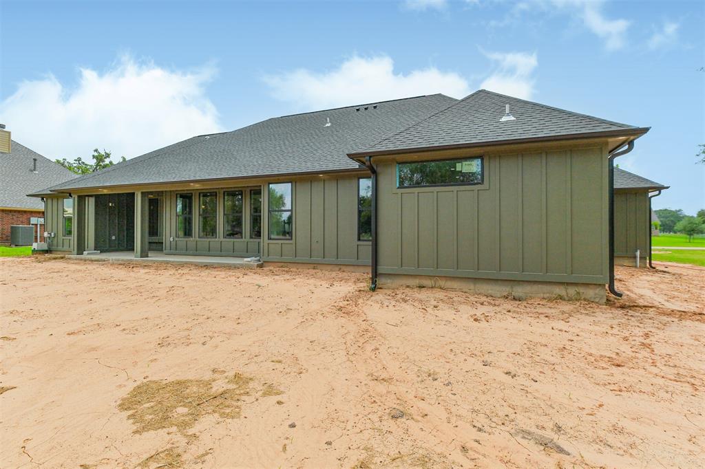 1226 Arabian Court, Angleton, Texas image 40