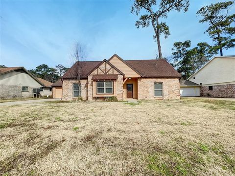 Single Family Residence in La Porte TX 818 Hackberry Street.jpg