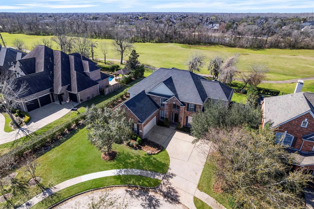 8503 Stones Throw Lane, Missouri City, Texas image 3