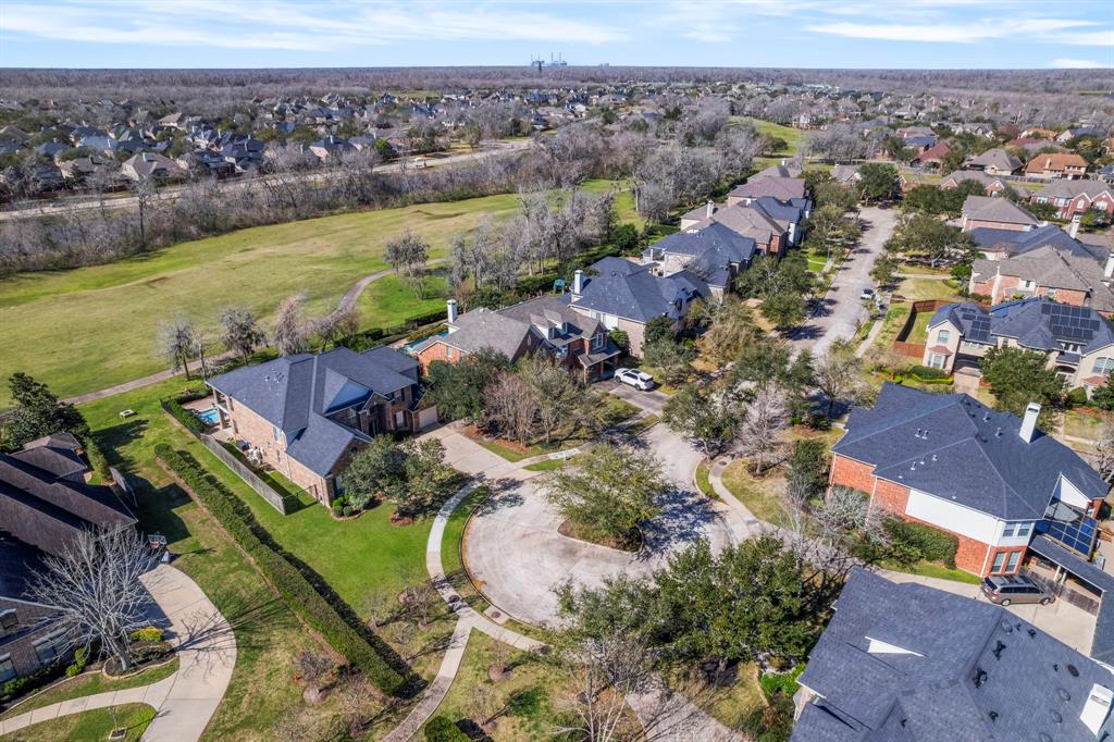 8503 Stones Throw Lane, Missouri City, Texas image 5