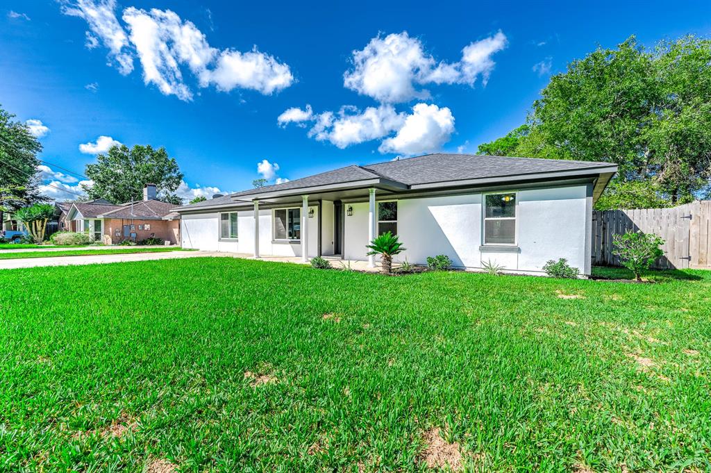 5012 Harbor Light Drive