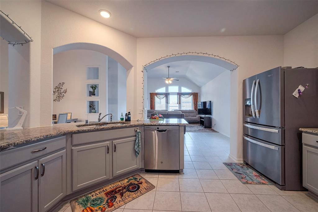 5819 Southern Rose Lane, Rosenberg, Texas image 23