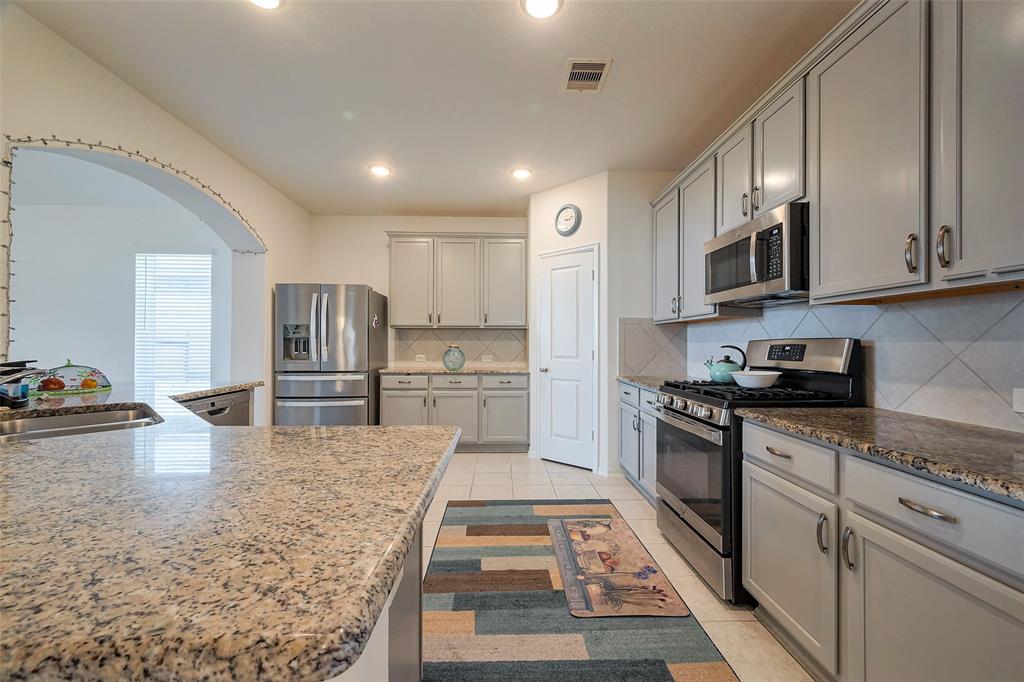 5819 Southern Rose Lane, Rosenberg, Texas image 8