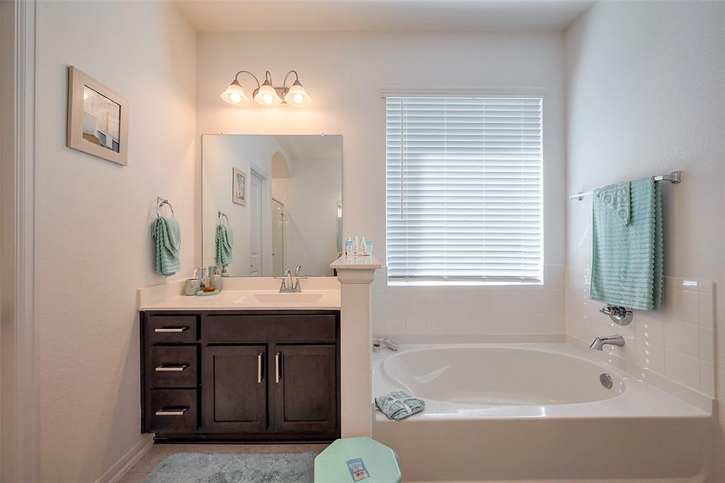5819 Southern Rose Lane, Rosenberg, Texas image 43