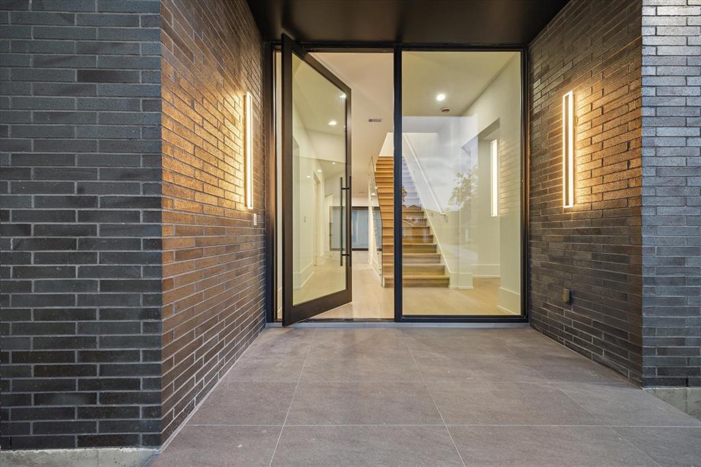 1550 Gardenia Drive